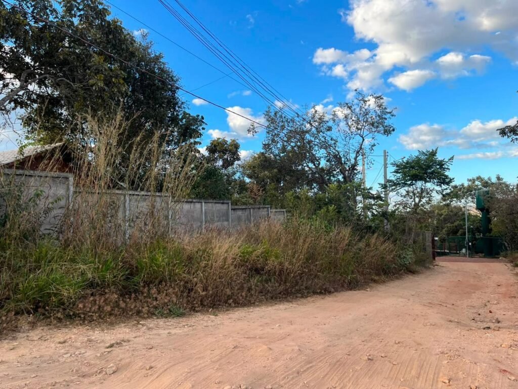 Chalé – Lote 1.300m2 – Eldorado 2 – Alto Paraíso de Goiás
