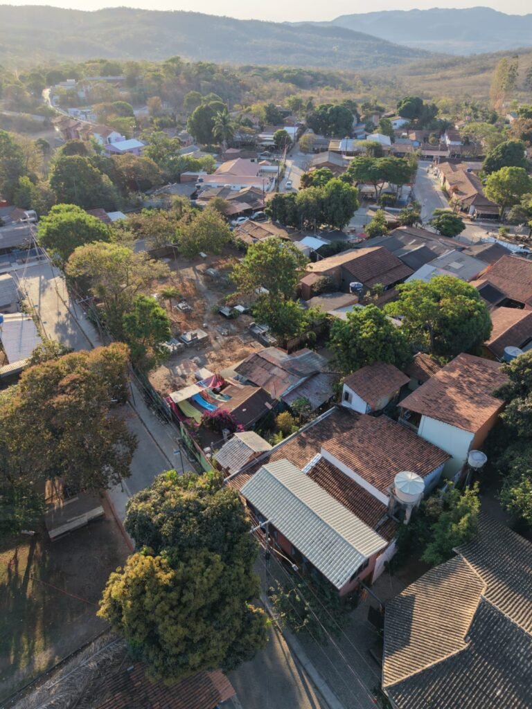 🌿 Terreno Exclusivo em São Jorge ao Lado do Ponto Cultural Cavaleiros de Jorge
