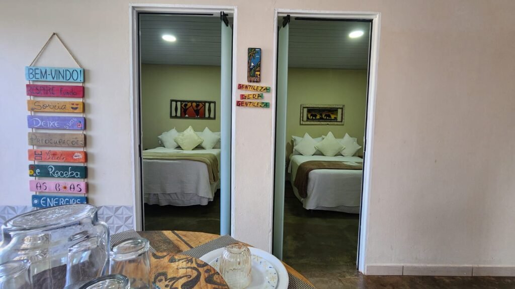 🏡 VENDE-SE |  CASA QUASE TODA MOBILIADAS NA CIDADE ALTA + CHALÉ – ALTO PARAÍSO