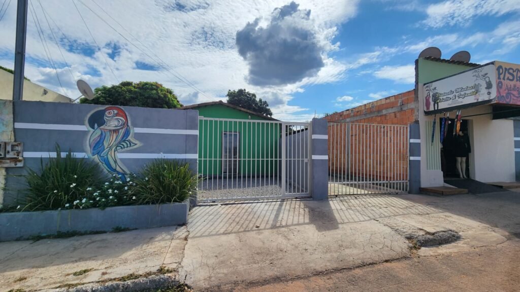 🏡 VENDE-SE |  CASA QUASE TODA MOBILIADAS NA CIDADE ALTA + CHALÉ – ALTO PARAÍSO