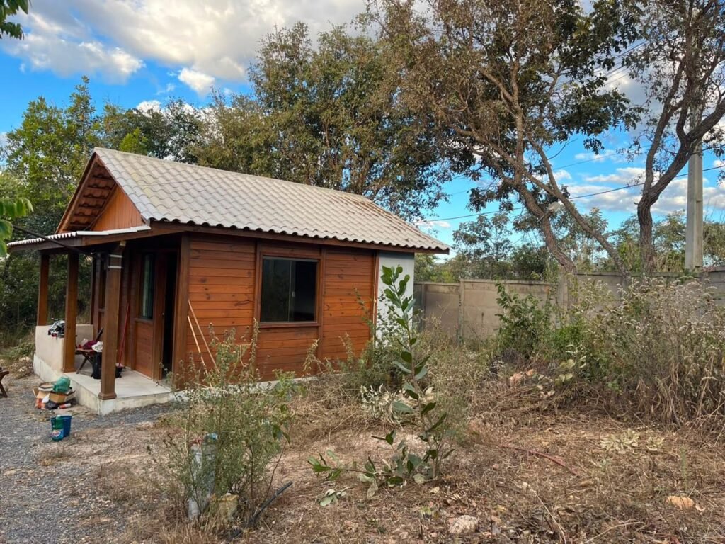 Chalé – Lote 1.300m2 – Eldorado 2 – Alto Paraíso de Goiás