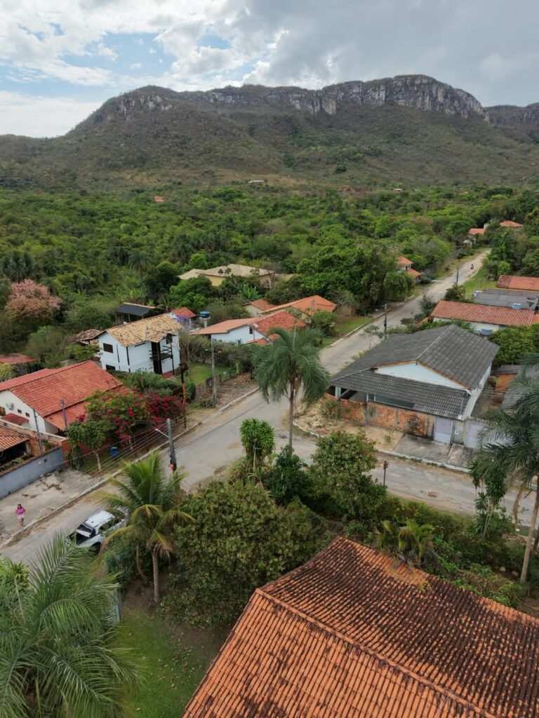 🏡 CASA À VENDA NA RUA 01 – CAVALCANTE/GO