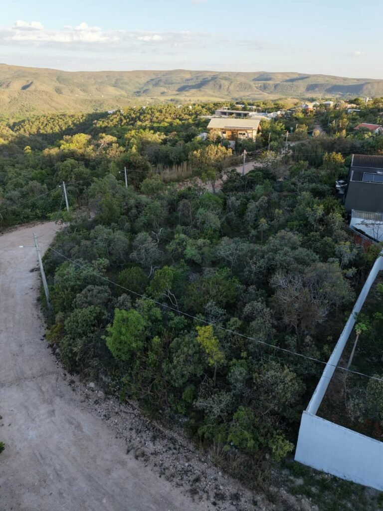 🌿 VENDE-SE GRANDE LOTE DE ESQUINA | SETOR ELDORADO