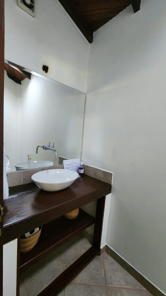 🌿 Propriedade Exclusiva de 4 Hectares no Morrão com 3 Casas, Mirante e Natureza Preservada – R$ 4 Milhões