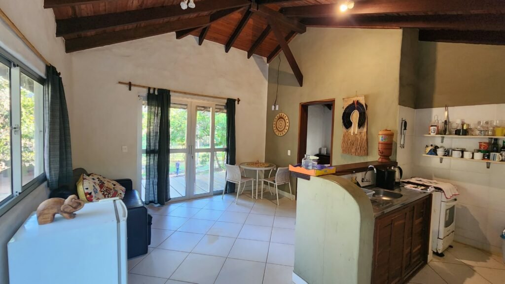 🌿 Propriedade Exclusiva de 4 Hectares no Morrão com 3 Casas, Mirante e Natureza Preservada – R$ 4 Milhões