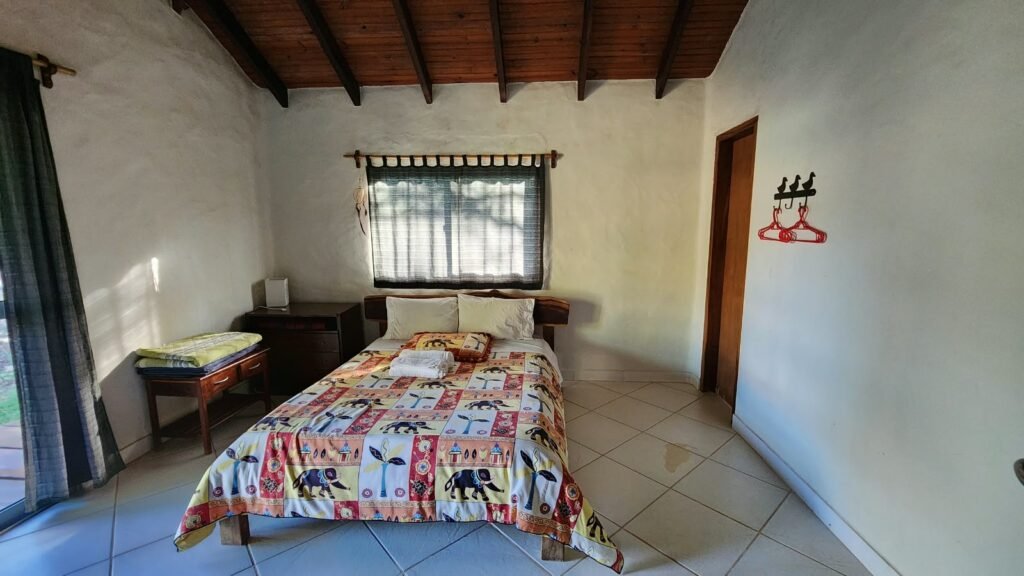🌿 Propriedade Exclusiva de 4 Hectares no Morrão com 3 Casas, Mirante e Natureza Preservada – R$ 4 Milhões