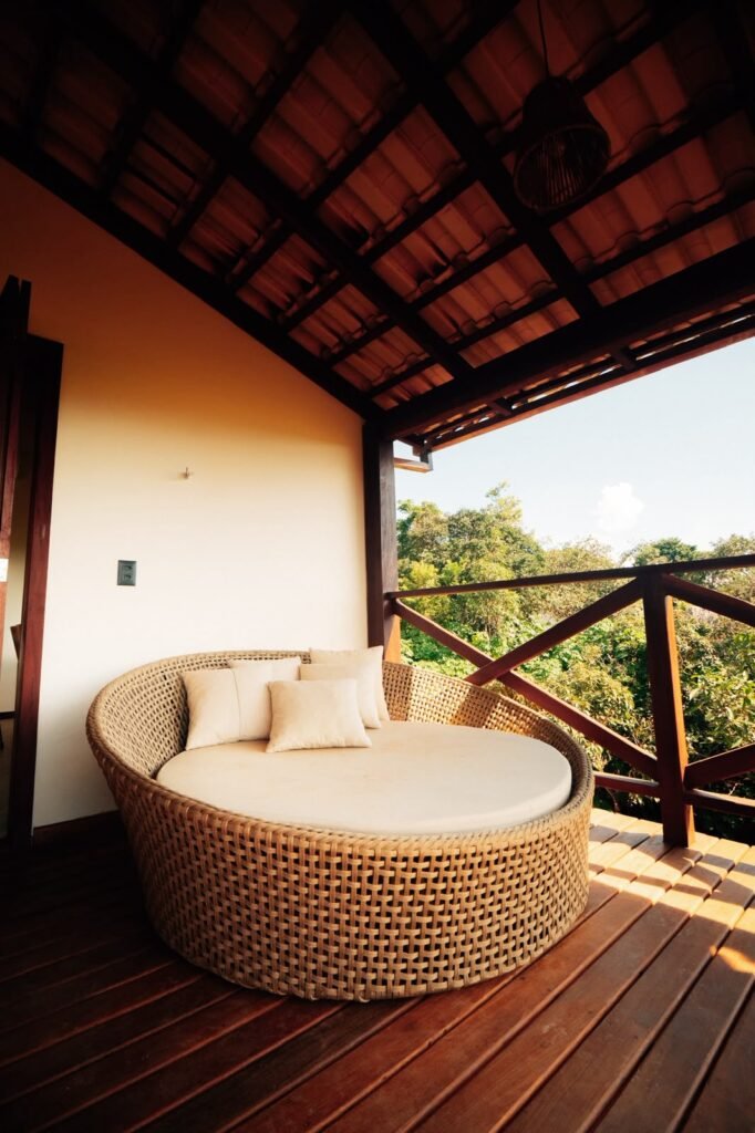 Vende-se Casa Duplex com 3 Suítes, Ofurô e Vista para a Natureza – Alto Paraíso
